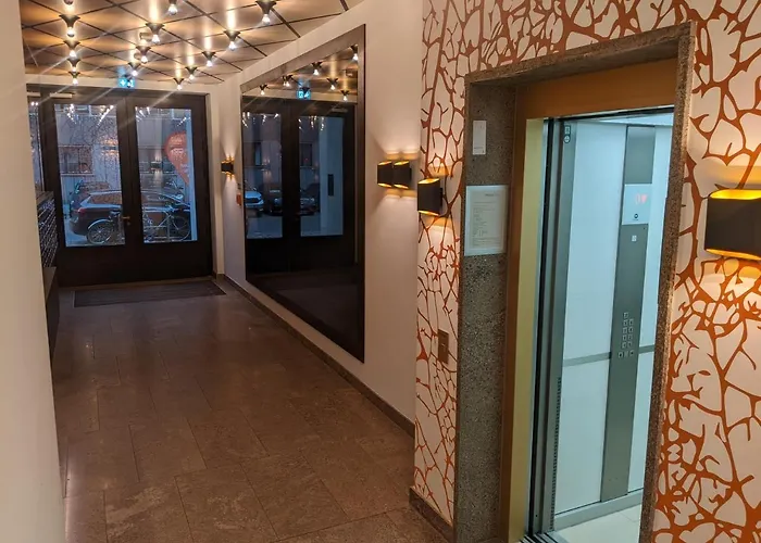 Either Private 2b2b Or Shared 1b1b, Luxury, Bright, Spacious Berlijn