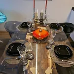 Either Private 2b2b Or Shared 1b1b, Luxury, Bright, Spacious *