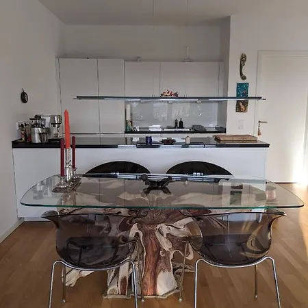 Either Private 2b2b Or Shared 1b1b, Luxury, Bright, Spacious Appartamento Berlino