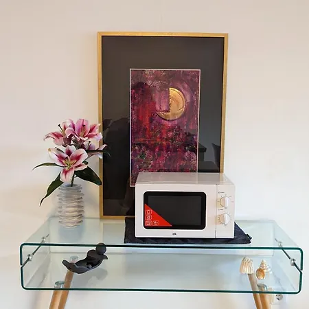 Either Private 2b2b Or Shared 1b1b, Luxury, Bright, Spacious * Berlin