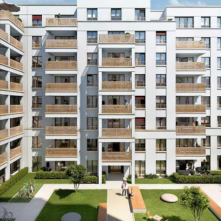 Either Private 2b2b Or Shared 1b1b, Luxury, Bright, Spacious * Berlin